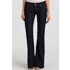 NWOT J Brand Love Story Flare Jeans Size 27